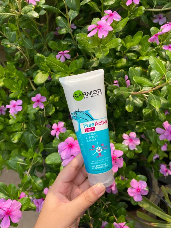 3 In 1 Garnier Skin Natural Pure Active Wash